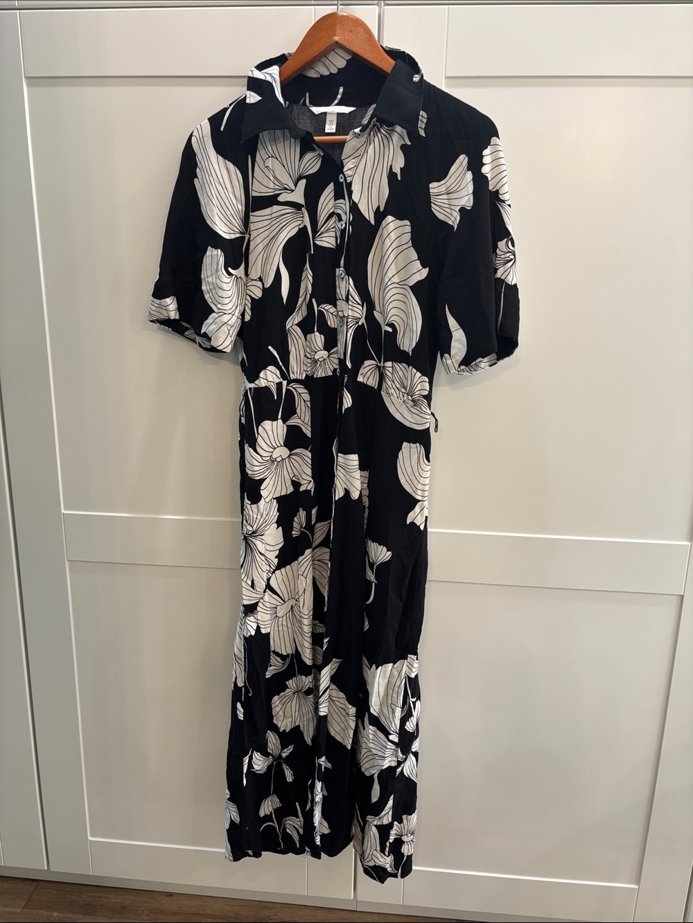 H&M Black Maxi Dress with White Floral Print